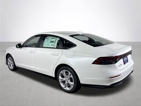 New 2025 Honda Accord LX image 8