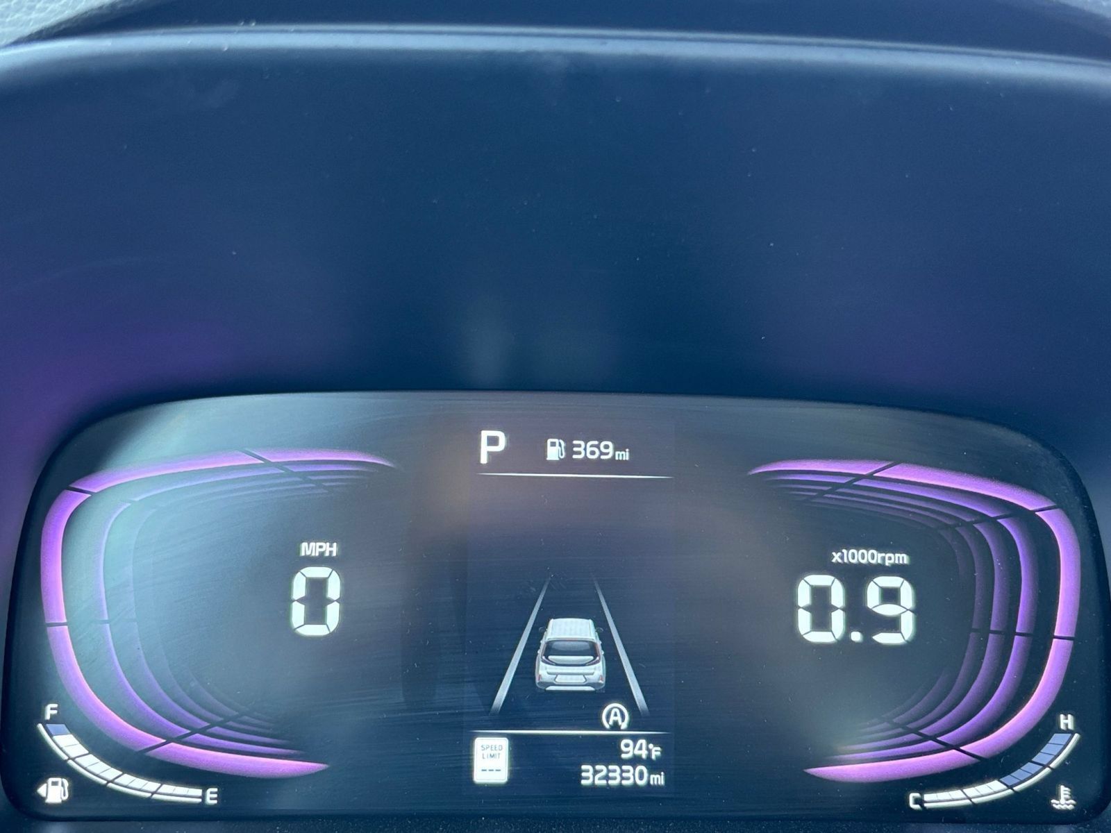 Used 2025 Kia Soul LX w/ LX Technology Package FWD image 37