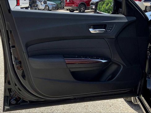 Used 2016 Acura TLX image 21