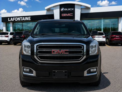 Used 2019 GMC Yukon SLE AWD/4WD image 2