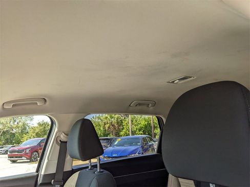 Certified 2025 Kia Sorento LX image 22