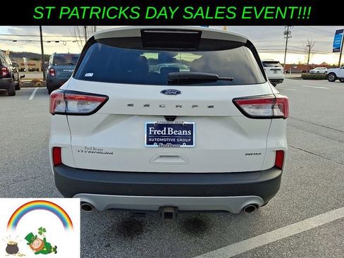 Certified 2022 Ford Escape Titanium w/ Class II Trailer Tow Package image 9