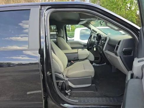 Used 2022 Ford F250 XL w/ STX Appearance Package image 4