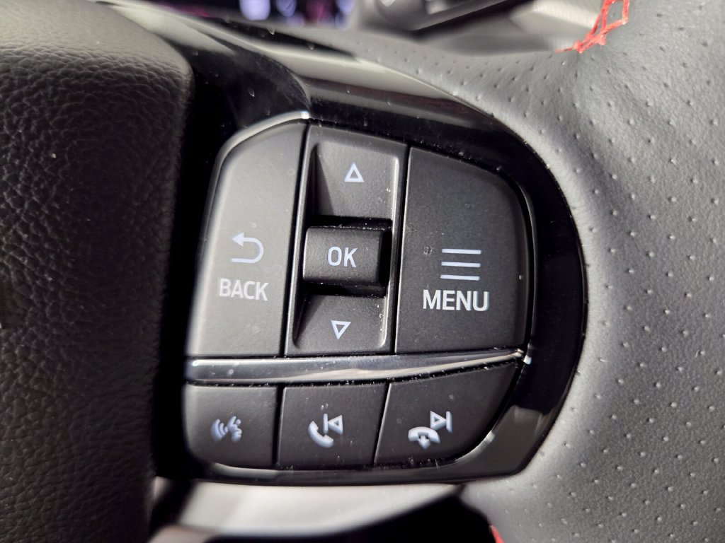 Used 2026 Ford Explorer ST-Line w/ ST-Line Street Pack RWD image 16