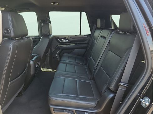 Used 2024 Chevrolet Tahoe LT RWD image 10