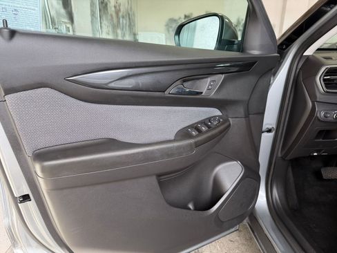 Used 2025 Chevrolet TrailBlazer LT image 20