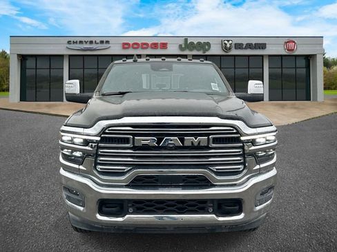 New 2025 RAM 3500 Laramie image 25
