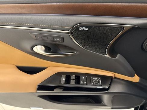 New 2025 Lexus ES 350 Ultra Luxury image 19