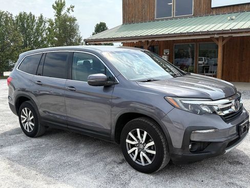 Used 2020 Honda Pilot EX image 3