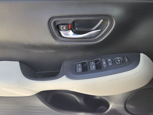 Used 2024 Honda HR-V LX image 27