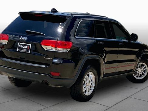 Used 2018 Jeep Grand Cherokee Laredo RWD image 12