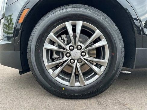 Certified 2022 Cadillac XT5 Premium Luxury image 12