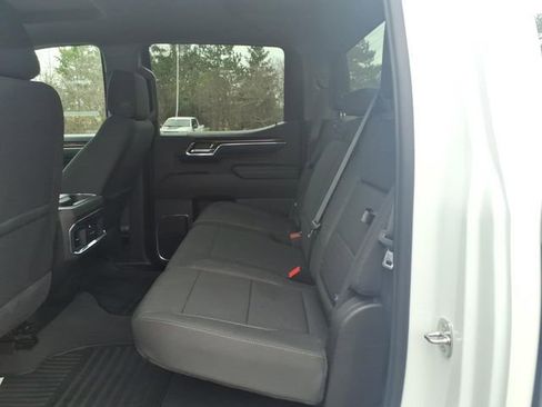 Used 2024 GMC Sierra 1500 Elevation image 9