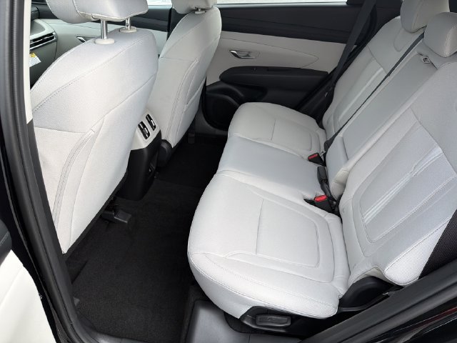 New 2026 Hyundai Tucson SEL FWD image 24
