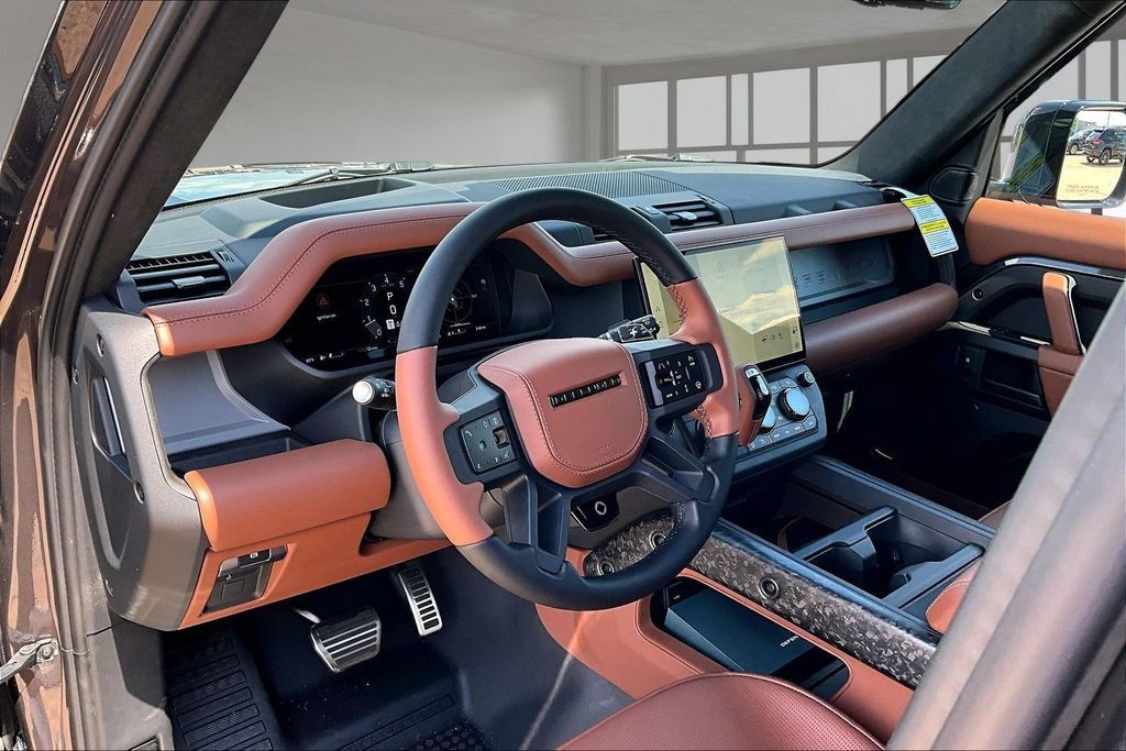 New 2026 Land Rover Defender 110 OCTA AWD/4WD image 6