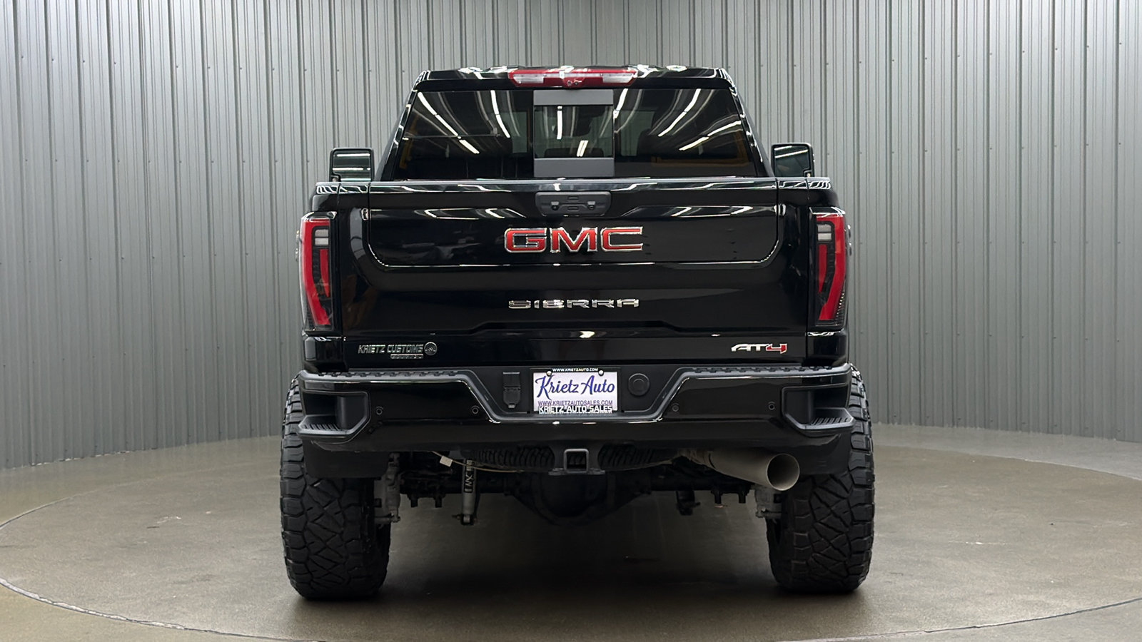 Used 2025 GMC Sierra 2500 AT4 w/ AT4 Premium Plus Package AWD/4WD image 4