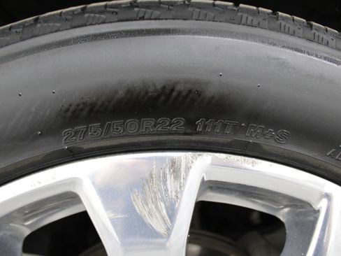 Used 2020 Chevrolet Silverado 1500 High Country image 39