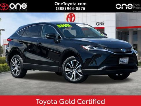 Used 2023 Toyota Venza LE AWD/4WD image 1