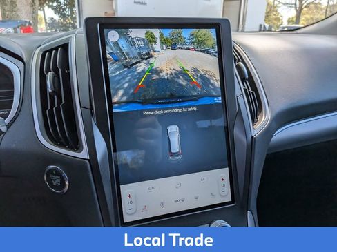 Used 2021 Ford Edge SEL image 6