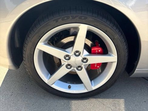 Used 2005 Chevrolet Corvette Coupe w/ Preferred Equipment Group RWD image 8