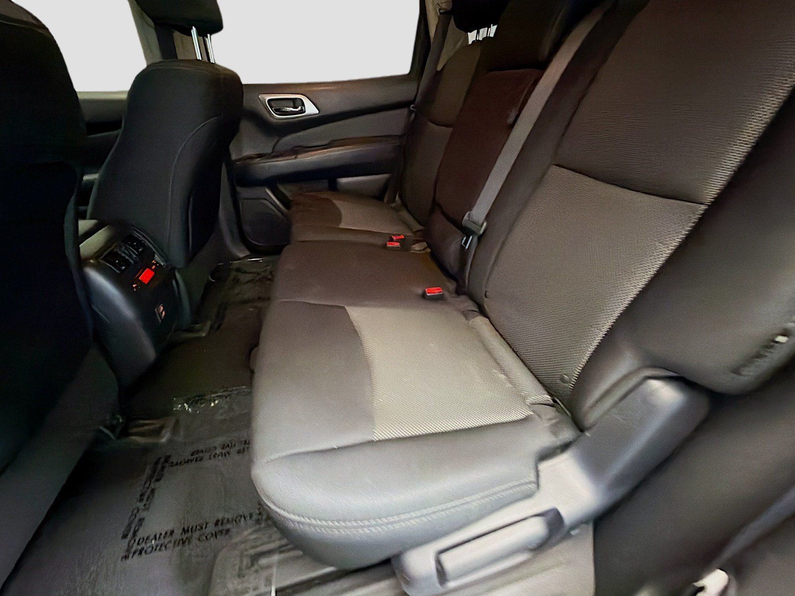 Used 2018 Nissan Pathfinder S FWD image 13