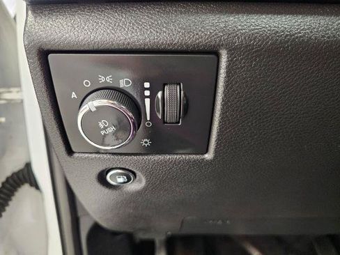 Used 2017 Jeep Grand Cherokee Limited w/ Luxury Group II AWD/4WD image 20