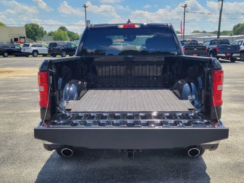 Used 2025 RAM 1500 Big Horn RWD image 5