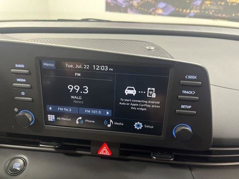 New 2025 Hyundai Elantra Sport image 15