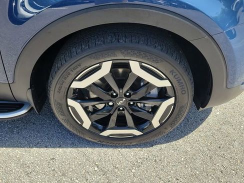 Used 2025 Kia Telluride S FWD image 7