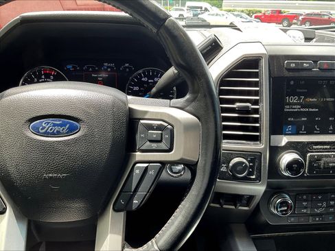 Used 2019 Ford F350 Platinum w/ Platinum Ultimate Package AWD/4WD image 13