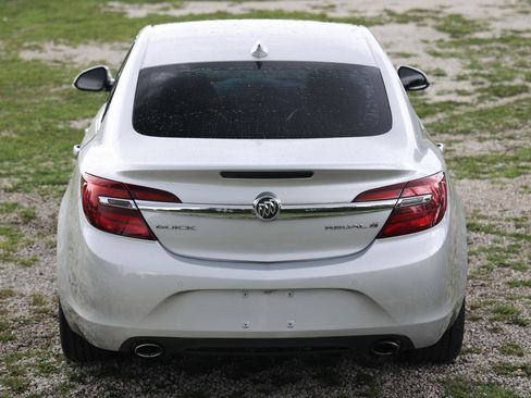 Used 2016 Buick Regal Premium w/ Driver Confidence Package #1 FWD image 9