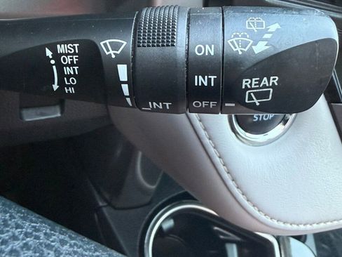 Used 2017 Toyota RAV4 Limited w/ Carpet Mat Package image 26