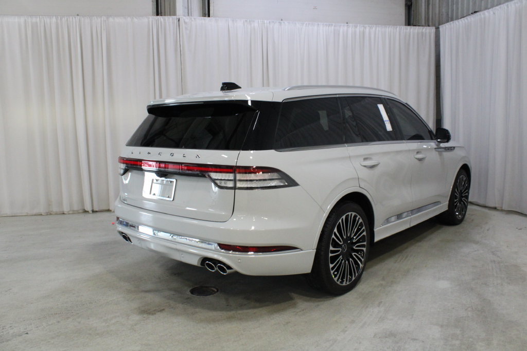 New 2027 Lincoln Aviator Black Label w/ Dynamic Handling Package AWD/4WD image 25