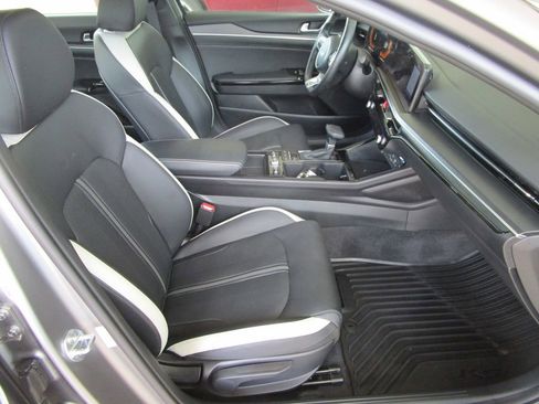 Used 2025 Kia K5 GT-Line image 21