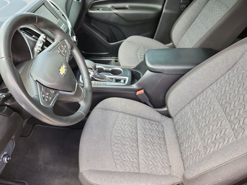 Used 2024 Chevrolet Equinox LT AWD/4WD image 10