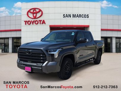 New 2026 Toyota Tundra SR5 w/ SR5 Premium Package