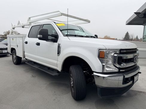 Used 2022 Ford F250 XL w/ STX Appearance Package image 2