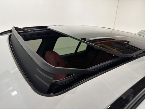 Certified 2024 BMW X3 xDrive30i w/ Premium Package image 27