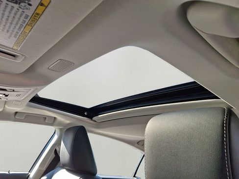 Used 2023 Lexus ES 250 w/ Premium Package image 15