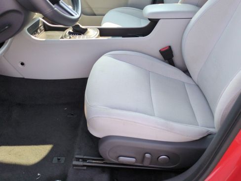 Used 2024 Hyundai Kona SEL AWD/4WD image 13