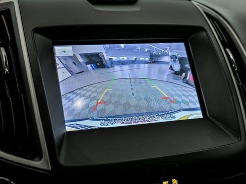 Used 2020 Ford Edge SEL w/ Convenience Package image 20