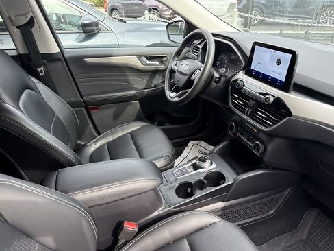 Used 2022 Ford Escape SEL image 24
