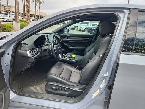 Used 2022 Honda Accord Sport image 4