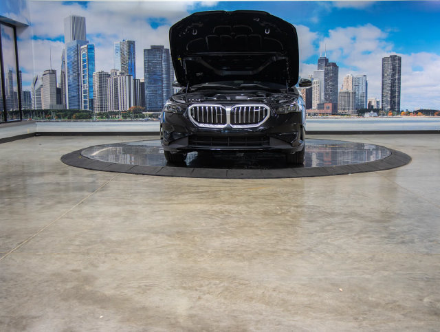 Used 2027 BMW 530i xDrive w/ Convenience Package AWD/4WD image 3