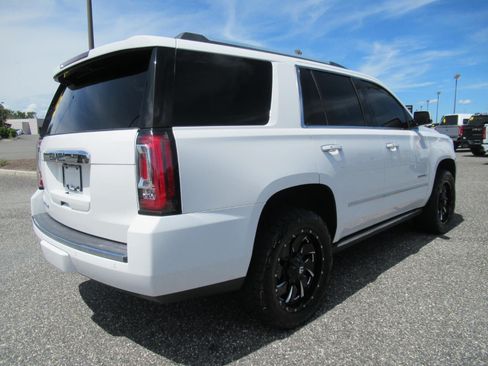 Used 2015 GMC Yukon Denali w/ Premium Package RWD image 7