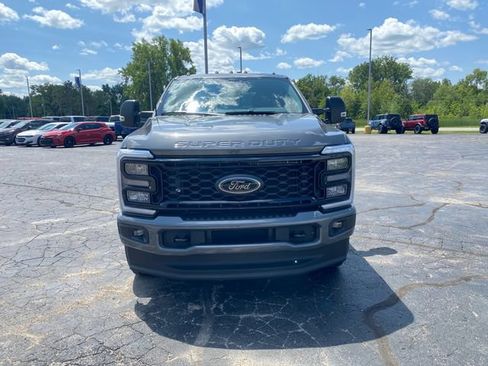 New 2026 Ford F250 XLT w/ XLT Premium Package AWD/4WD image 8