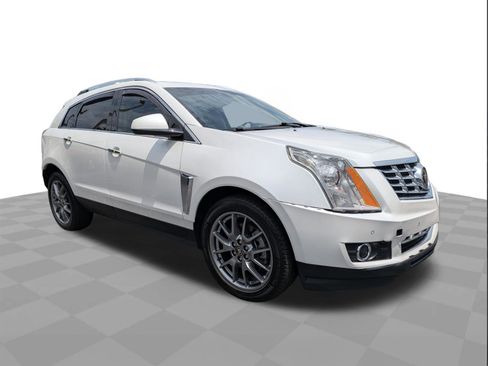 Used 2015 Cadillac SRX Premium w/ Driver Assist Package FWD image 2