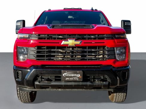 Used 2024 Chevrolet Silverado 2500 Custom w/ Custom Convenience Package image 3
