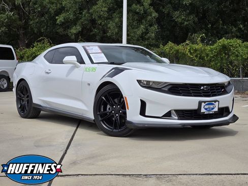 Used 2023 Chevrolet Camaro LT RWD image 1