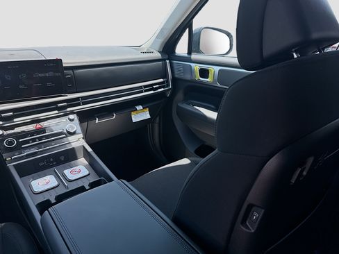 New 2026 Hyundai Santa Fe SE FWD image 16